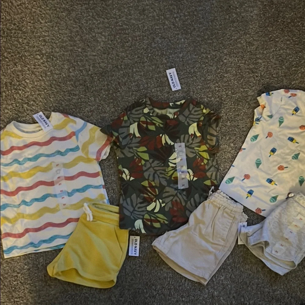 Colorful Kids' T-Shirt and Shorts Set - Picture 1 of 5